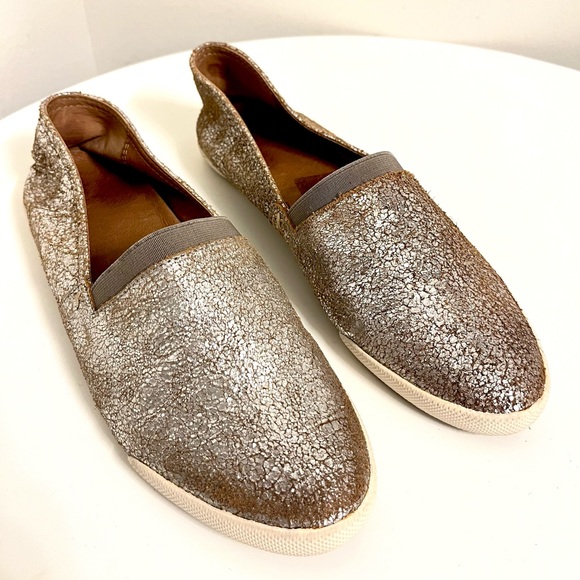 Frye Melanie Slip-On Flat - Picture 2 of 7